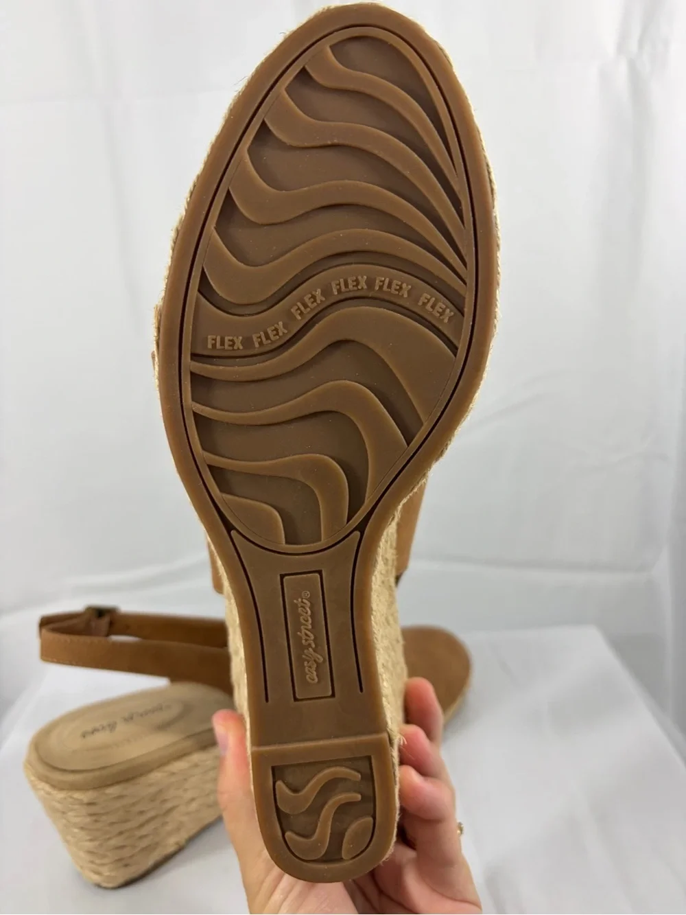NWT Easy Street Women's Size 9.5 Brown 3 Inch Wedge Slingback Espadrille Heels